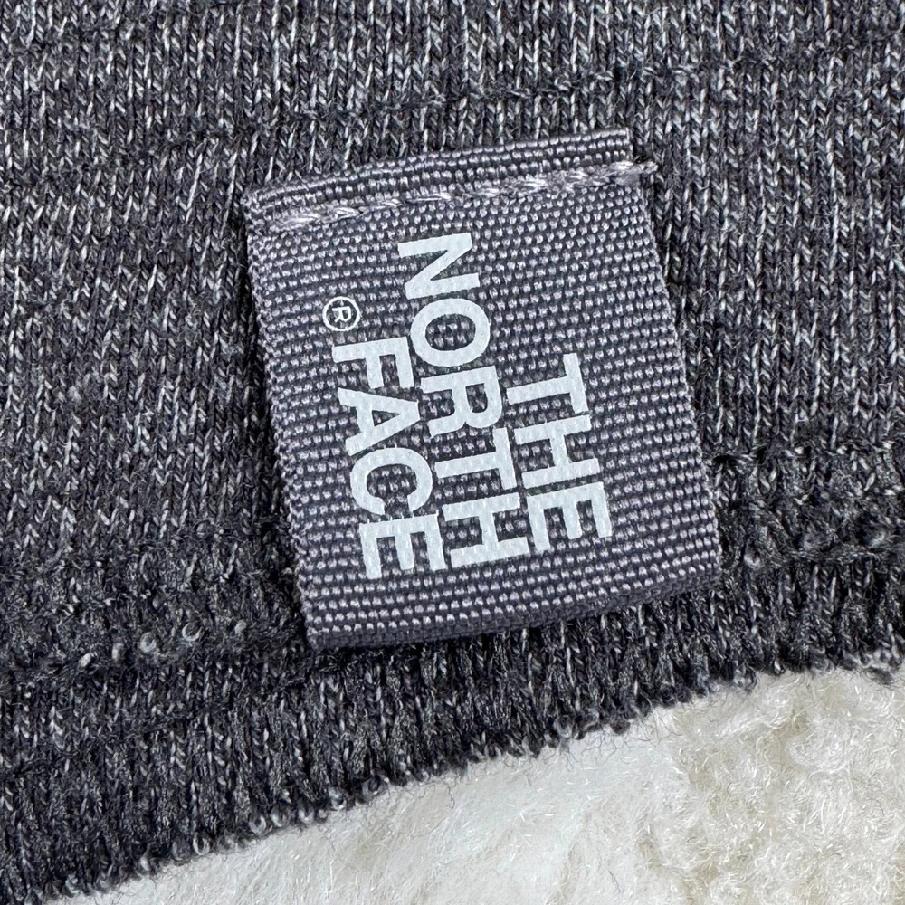 The North Face Mens Gray Heather Long Sleeve Henley Pocket Shirt Small